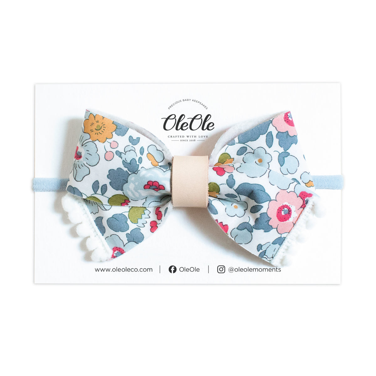 Pinwheel Bow | Liberty Betsy Porcelaine