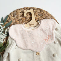 Scalloped Baby Bib  |  Lacework Creamy Peach