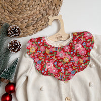 Scalloped Baby Bib  |  Liberty Betsy Star