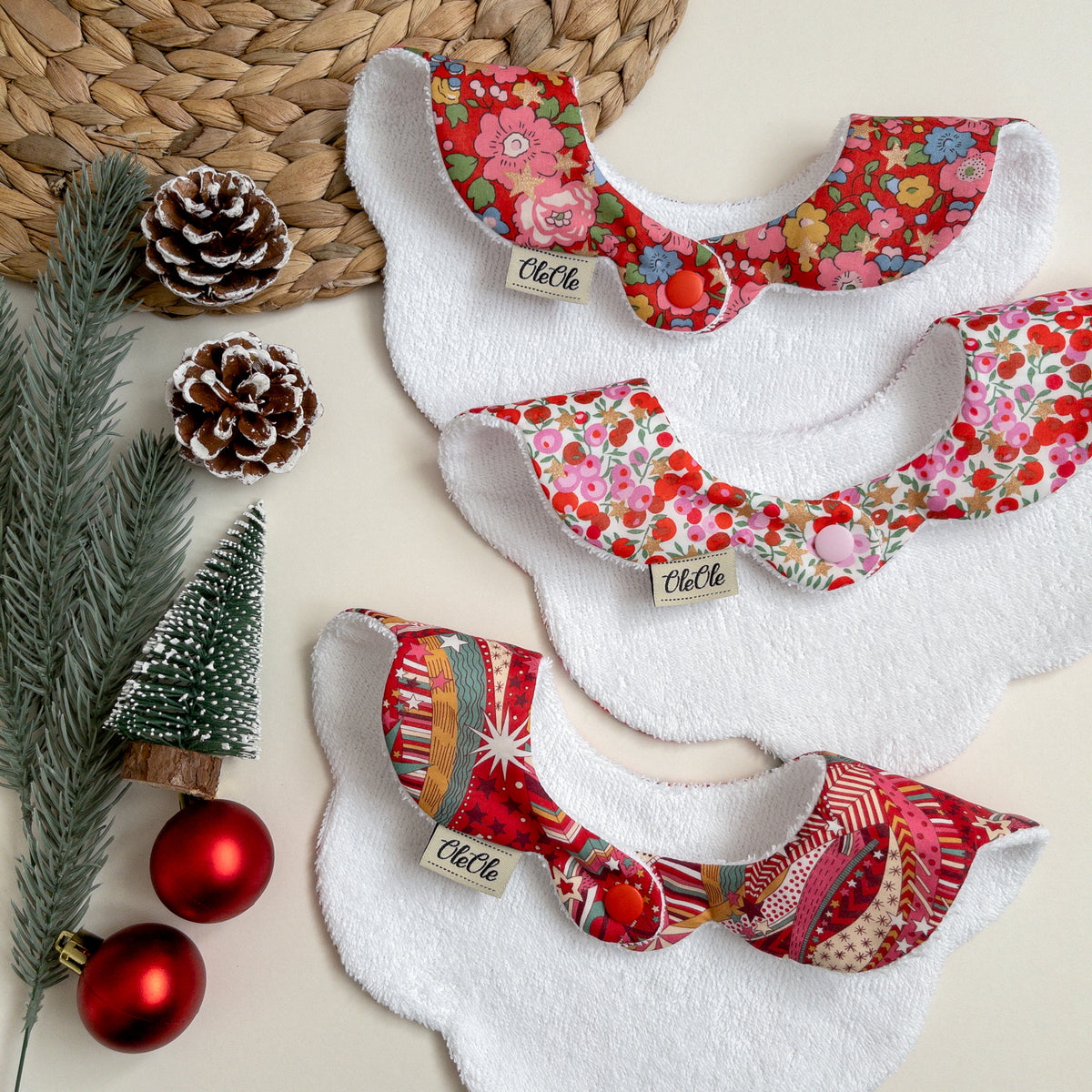 Scalloped Baby Bib  |  Liberty Betsy Star