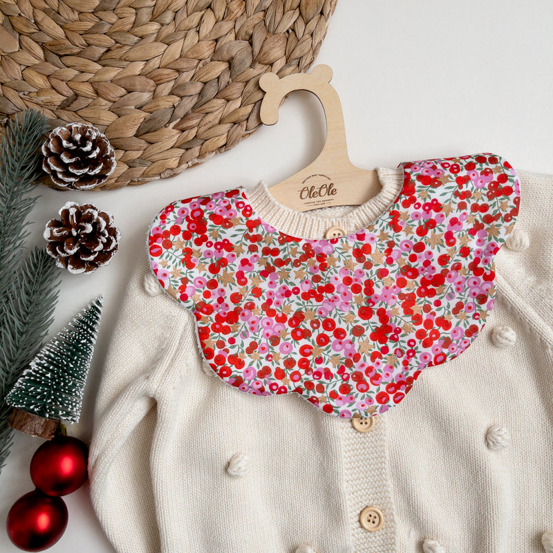 Scalloped Baby Bib  |  Liberty Wiltshire Star