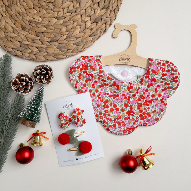 Scalloped Baby Bib  |  Liberty Wiltshire Star